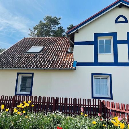 מלון Old House נידה מראה חיצוני תמונה